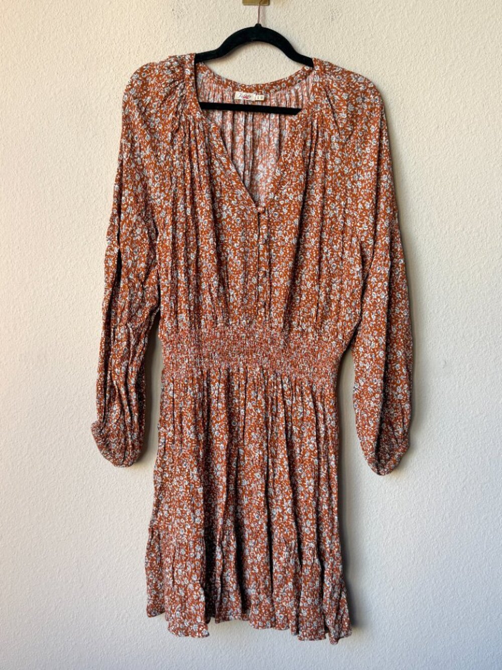 Faherty Montana Dress in Ennis Floral Smocked Boho Size M - Picture 2 of 6